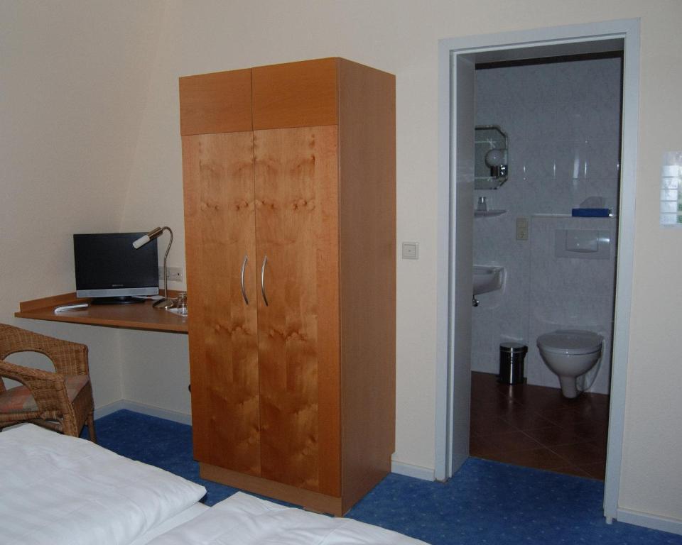 Hotel Sonne - Haus 2 Идщайн Стая снимка